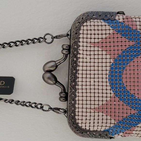 Whiting & Davis Petite Frame Purse - Picture 2 of 6